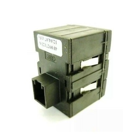 Vérification de plusieurs interrupteurs - Pièces d'origine Audi 4F0927123A5PR pour l'éclairage des instruments. Vérification de plusieurs interrupteurs - Pièces d'origine Audi 4F0927123A5PR pour l'éclairage des instruments.
