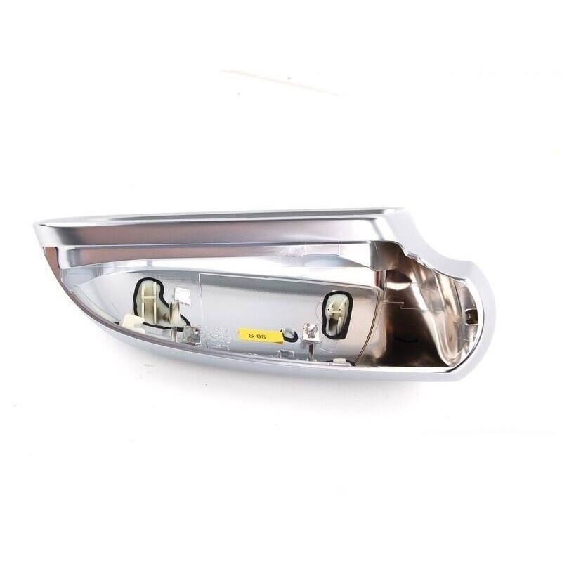 Capuchon de garniture de rétroviseur de porte gauche coté conducteur en aluminium - Pièces d'origine Audi 8E0857507D3Q7