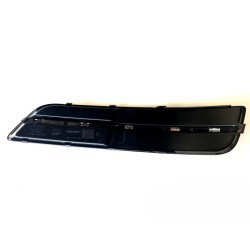 Grille inférieure noire brillante de pare-chocs droit d'origine Audi 8P0807682HT94.