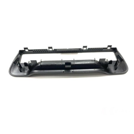 Entourage de porte-gobelet d'accoudoir arrière noir - Pièces d'origine Audi 4G8863289A4PK Entourage de porte-gobelet d'accoudoir arrière noir - Pièces d'origine Audi 4G8863289A4PK