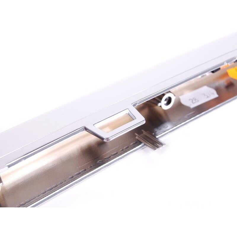 Bande de garniture d'insert de diffuseur arrière chromé - Pièces d'origine Audi 8T0807791B2ZZ