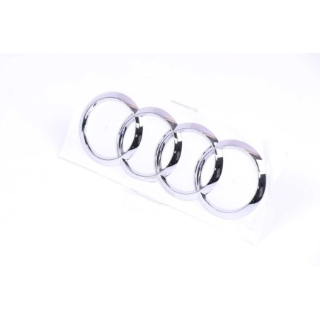Emblème de coffre arrière chromé - Pièces d'origine Audi 4M08537422ZZ Emblème de coffre arrière chromé - Pièces d'origine Audi 4M08537422ZZ