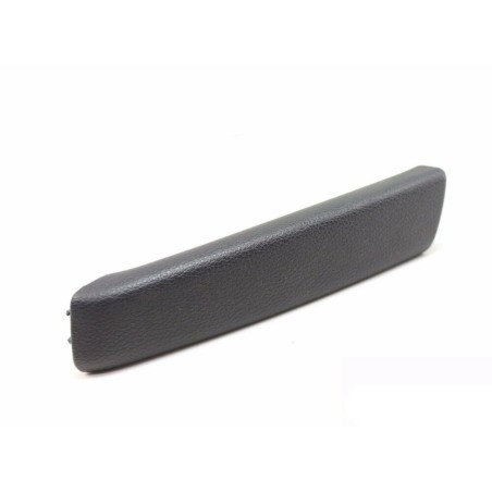 Garniture de poignée de porte droite coté passager noire LHD - Pièces d'origine Audi 4L186719624A Garniture de poignée de porte droite coté passager noire LHD - Pièces d'origine Audi 4L186719624A