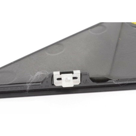Triangle d'angle de miroir de porte avant droit coté passager en noir - Pièces d'origine Audi 4G8837638A Triangle d'angle de miroir de porte avant droit coté passager en noir - Pièces d'origine Audi 4G8837638A