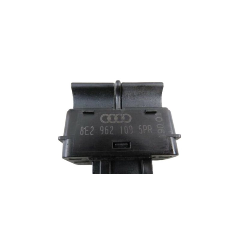 Bouton de commutation pour alarme anti-vol RHD - Pièces d'origine Audi 8E29621095PR