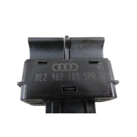 Bouton de commutation pour alarme anti-vol RHD - Pièces d'origine Audi 8E29621095PR Bouton de commutation pour alarme anti-vol RHD - Pièces d'origine Audi 8E29621095PR