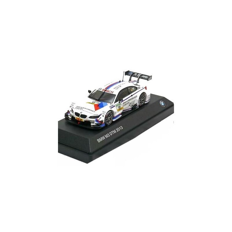 Modèle réduit à l'échelle 1:43 de la BMW M3 (E92) DTM 2013 de Martin Tomczyk - Pièce d'origine BMW 80422351055. Modèle réduit à l'échelle 1:43 de la BMW M3 (E92) DTM 2013 de Martin Tomczyk - Pièce d'origine BMW 80422351055.