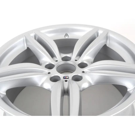 Roue à double rayon de style 239 de 19 pouces - Pièce d'origine BMW 36117842652