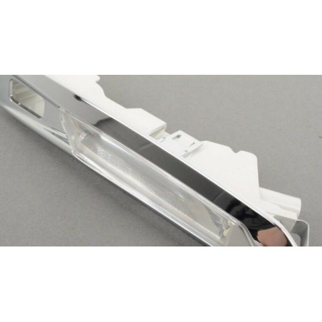 Indicateur de clignotant supplémentaire droit adapté au Park Assistant - Pièce d'origine BMW 63137154166 Indicateur de clignotant supplémentaire droit adapté au Park Assistant - Pièce d'origine BMW 63137154166