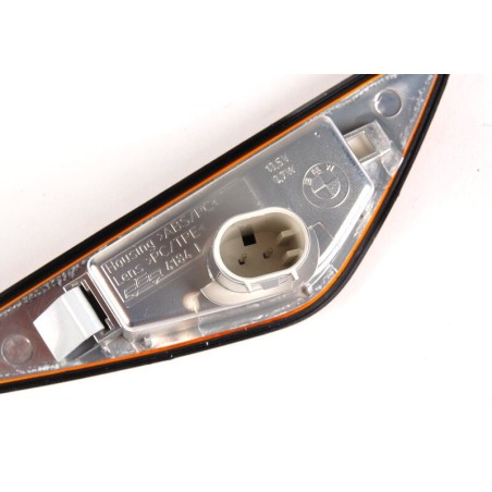 Clignotant latéral gauche ambre - Pièce d'origine BMW 63136920685 Clignotant latéral gauche ambre - Pièce d'origine BMW 63136920685