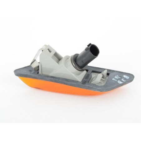 Clignotant latéral gauche ambre - Pièce d'origine BMW 63138389535 Clignotant latéral gauche ambre - Pièce d'origine BMW 63138389535