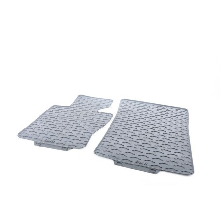 Tapis de sol en caoutchouc toutes saisons noirs - Pièce d'origine BMW 51470428949 pour l'avant. Tapis de sol en caoutchouc toutes saisons noirs - Pièce d'origine BMW 51470428949 pour l'avant.