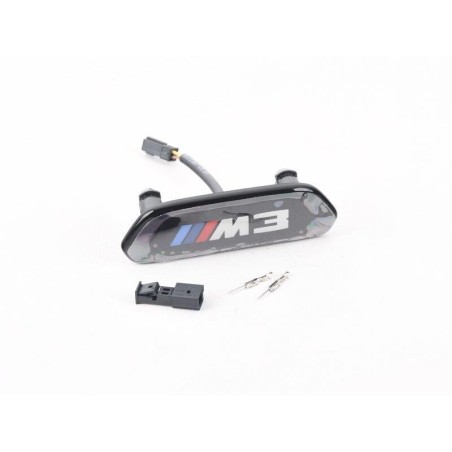 Garniture de dossier M3 éclairée en noir - Pièce d'origine BMW 52108089597 Garniture de dossier M3 éclairée en noir - Pièce d'origine BMW 52108089597