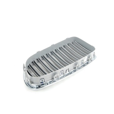 Calandre droite en chrome - Pièce d'origine BMW 51137261356 Calandre droite en chrome - Pièce d'origine BMW 51137261356