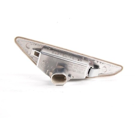 Clignotant latéral d'aile transparent - Pièce d'origine BMW 63136920732 Clignotant latéral d'aile transparent - Pièce d'origine BMW 63136920732