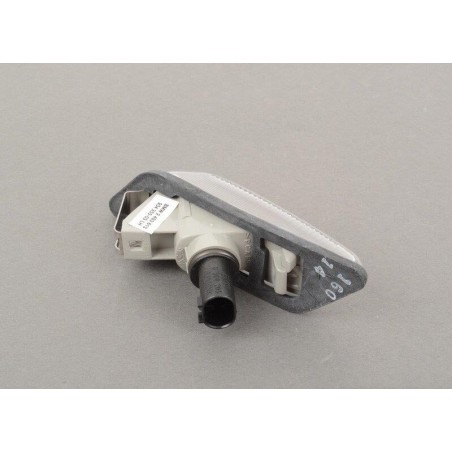 Aile latérale avant gauche transparente - Pièce d'origine BMW 63132493613 Aile latérale avant gauche transparente - Pièce d'origine BMW 63132493613