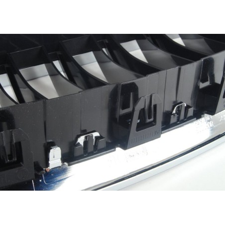 Grille de rein du pack compétition - Pièce d'origine BMW 51138057224 Grille de rein du pack compétition - Pièce d'origine BMW 51138057224