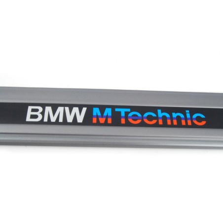 Garniture de seuil de porte - Pièce d'origine BMW 51472230810 Garniture de seuil de porte - Pièce d'origine BMW 51472230810