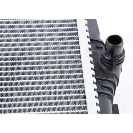 Radiateur à distance pour moteurs - Pièce d'origine BMW 17118625447