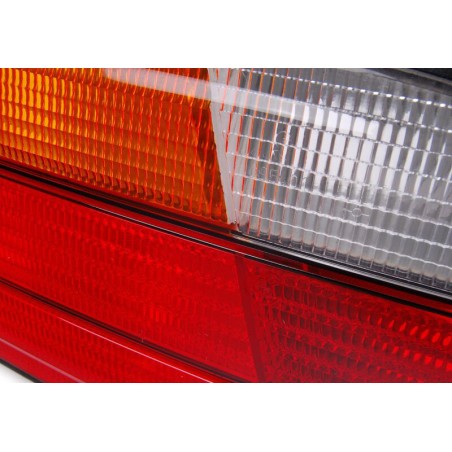 Feu arrière européen gauche - Pièce d'origine BMW 63218353285 Feu arrière européen gauche - Pièce d'origine BMW 63218353285