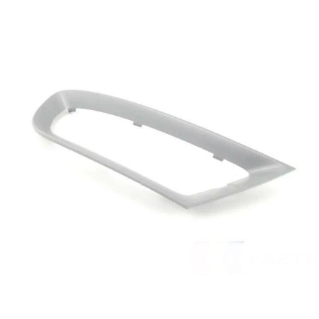 Grille de couverture de phare antibrouillard avant gauche N/S - Pièce d'origine BMW 51117203847 Grille de couverture de phare antibrouillard avant gauche N/S - Pièce d'origine BMW 51117203847