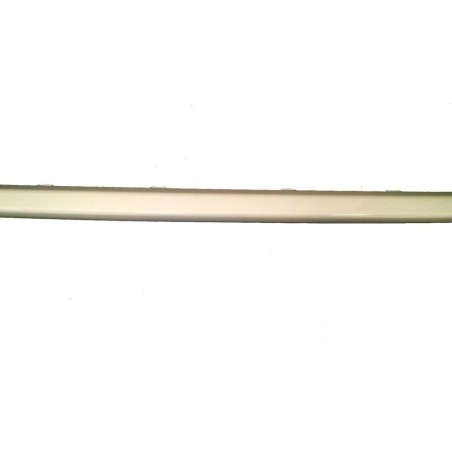 Bande de garniture inférieure de pare-chocs avant blanc urbain - Pièce d'origine BMW 51117272573 Bande de garniture inférieure de pare-chocs avant blanc urbain - Pièce d'origine BMW 51117272573