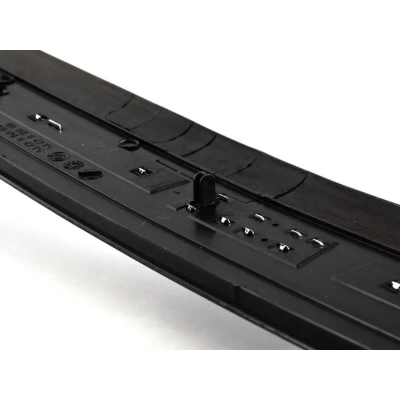 Cache de seuil de porte avant noir droit - Pièce d'origine BMW 51478159934