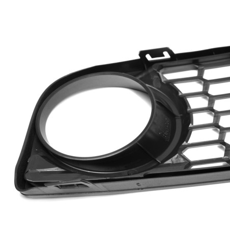 Pièce d'origine - Grille de phare antibrouillard gauche N/S pour pare-chocs avant M Sport BMW 51118048967. Pièce d'origine - Grille de phare antibrouillard gauche N/S pour pare-chocs avant M Sport BMW 51118048967.