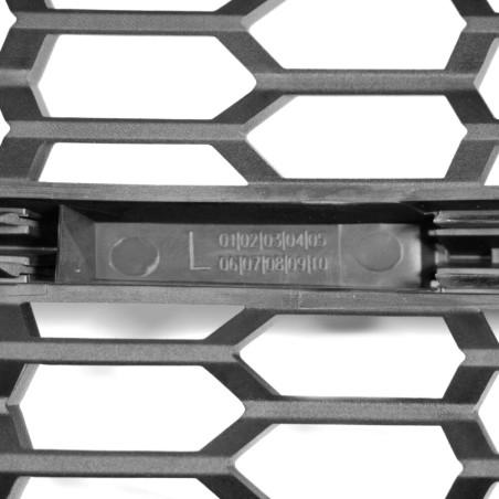 Pièce d'origine - Grille de phare antibrouillard gauche N/S pour pare-chocs avant M Sport BMW 51118048967. Pièce d'origine - Grille de phare antibrouillard gauche N/S pour pare-chocs avant M Sport BMW 51118048967.