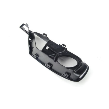 Phare antibrouillard avant gauche inférieur partiellement ouvert - Pièce d'origine BMW 51117300739. Phare antibrouillard avant gauche inférieur partiellement ouvert - Pièce d'origine BMW 51117300739.