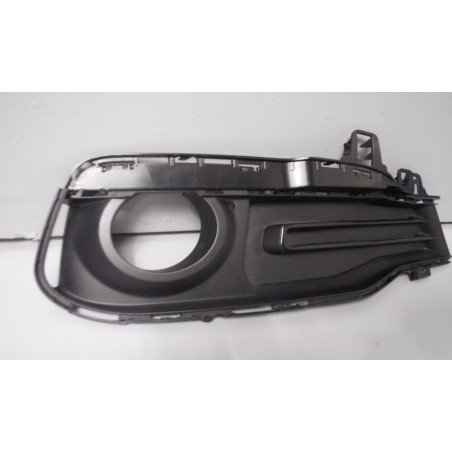 Grille de calandre noire avec grille de fermeture pour phare antibrouillard avant droit - Pièce d'origine BMW 51117396858 Grille de calandre noire avec grille de fermeture pour phare antibrouillard avant droit - Pièce d'origine BMW 51117396858
