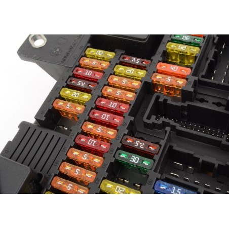 Boîte à fusibles (boîte de distribution électrique) - Pièce d'origine BMW 61146906588