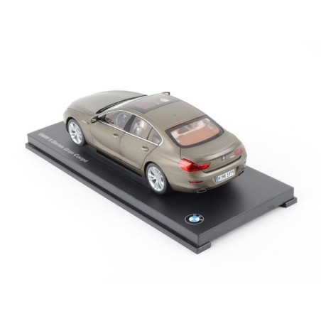 Modèle réduit Gran Coupe Frozen Bronze - Pièce d'origine BMW 80432218742 Modèle réduit Gran Coupe Frozen Bronze - Pièce d'origine BMW 80432218742