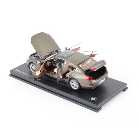 Modèle réduit Gran Coupe Frozen Bronze - Pièce d'origine BMW 80432218742 Modèle réduit Gran Coupe Frozen Bronze - Pièce d'origine BMW 80432218742