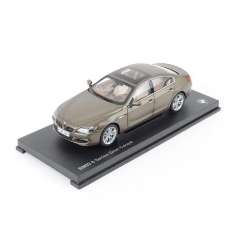 Modèle réduit Gran Coupe Frozen Bronze - Pièce d'origine BMW 80432218742 Modèle réduit Gran Coupe Frozen Bronze - Pièce d'origine BMW 80432218742