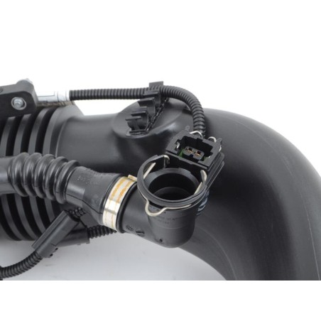 Tuyau d'air filtré d'admission - Pièce d'origine BMW 13717808157 Tuyau d'air filtré d'admission - Pièce d'origine BMW 13717808157
