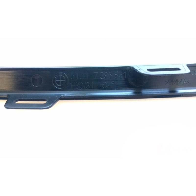 LCI Sport Line Barre de finition centrale avant - Pièce d'origine BMW 51117396831