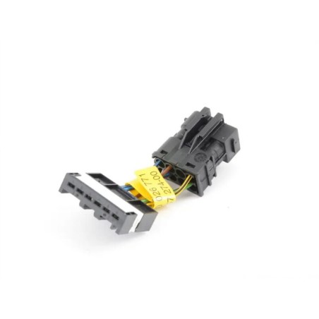 Adaptateur de feu arrière à LED côté droit O/S - Pièce d'origine BMW 63120026771