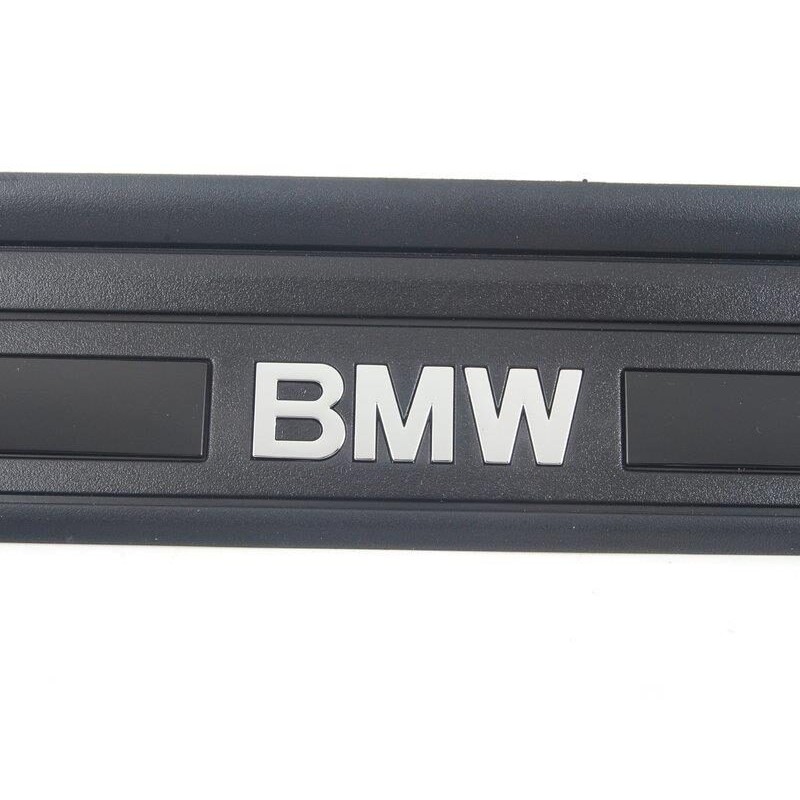 Pièce d'origine BMW 51477174559 - Bande de seuil d'entrée noire pour porte gauche N/S.