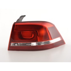 Pièces d'usure feu arrière droit VW Passat 3C Sedan 2010- rouge / clair