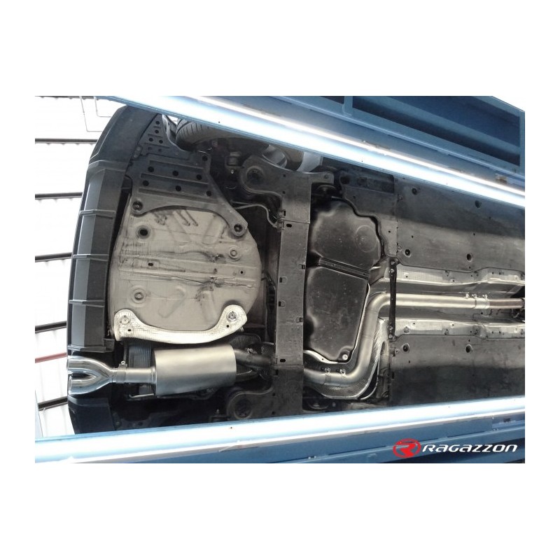 Silencieux arrière en inox avec 2 sorties rondes Sport Line 70 mm décalées
 Ligne avec diamètre majoré 70 mm